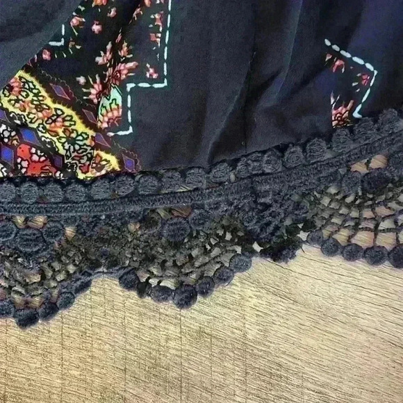 Gibson Latimer Women's Blouse Semi-Sheer Black/MultiColor Size L - Picture 8 of 8